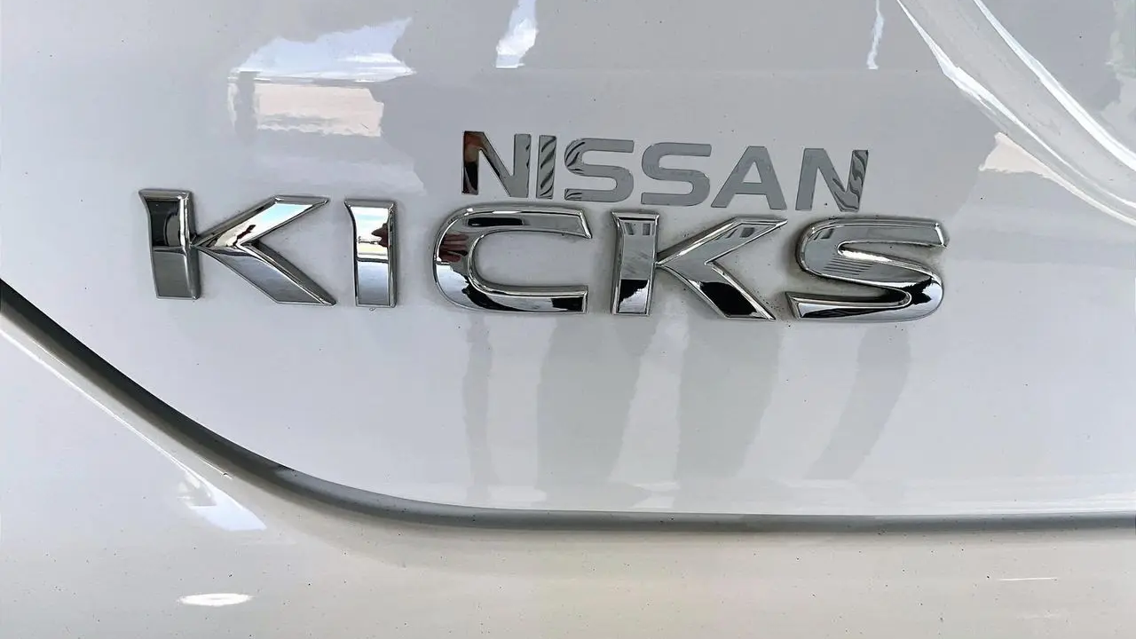2021 Nissan Kicks S
