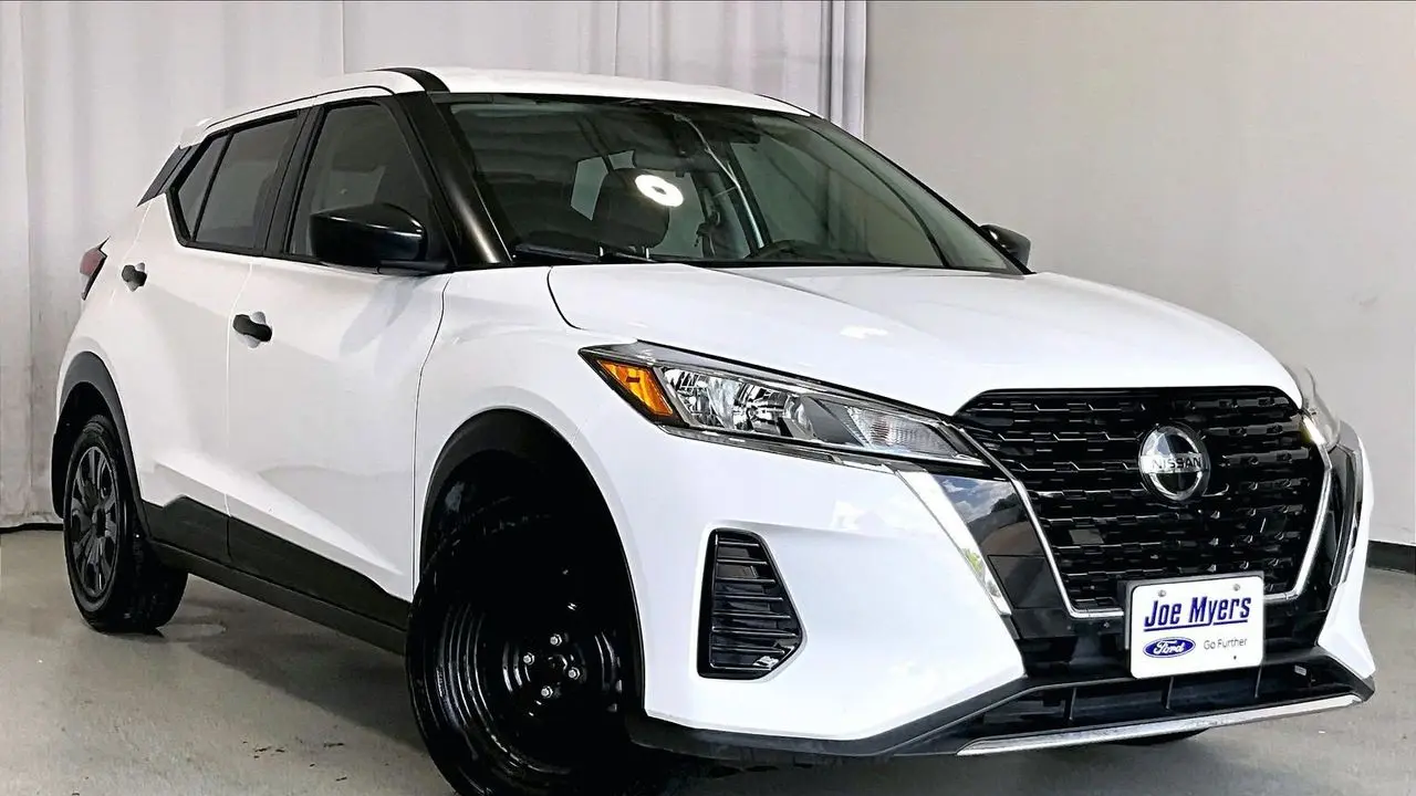 2021 Nissan Kicks S