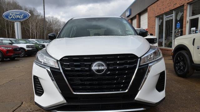 2022 Nissan Kicks S