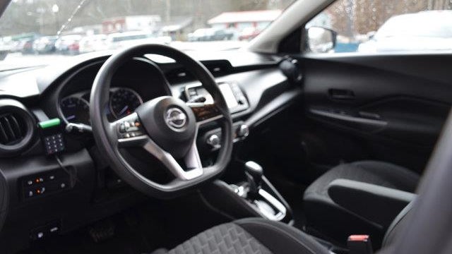 2022 Nissan Kicks S