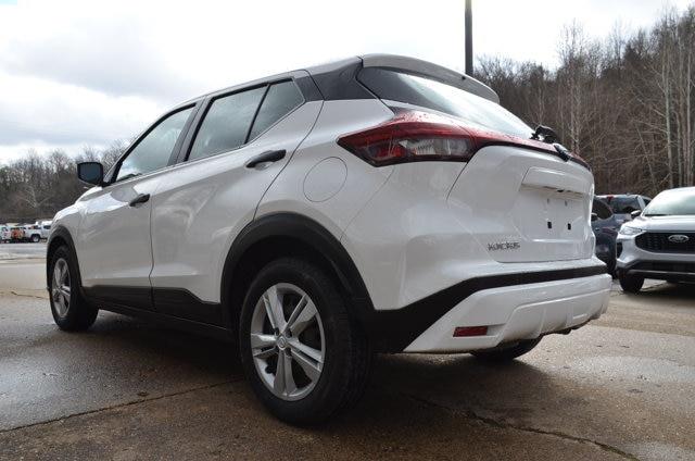 2022 Nissan Kicks - $18,900