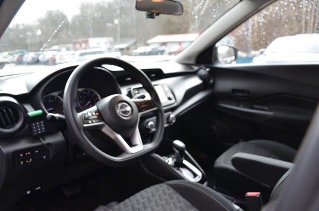2022 Nissan Kicks - $18,900