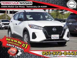 2024 Nissan Kicks with Fresh Powder Exterior