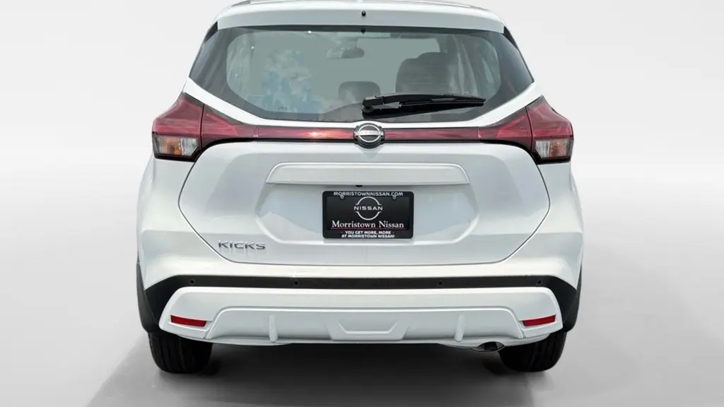 2025 Nissan Kicks Play S