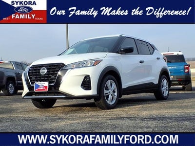 2025 Nissan Kicks Play S 4DR Crossover
