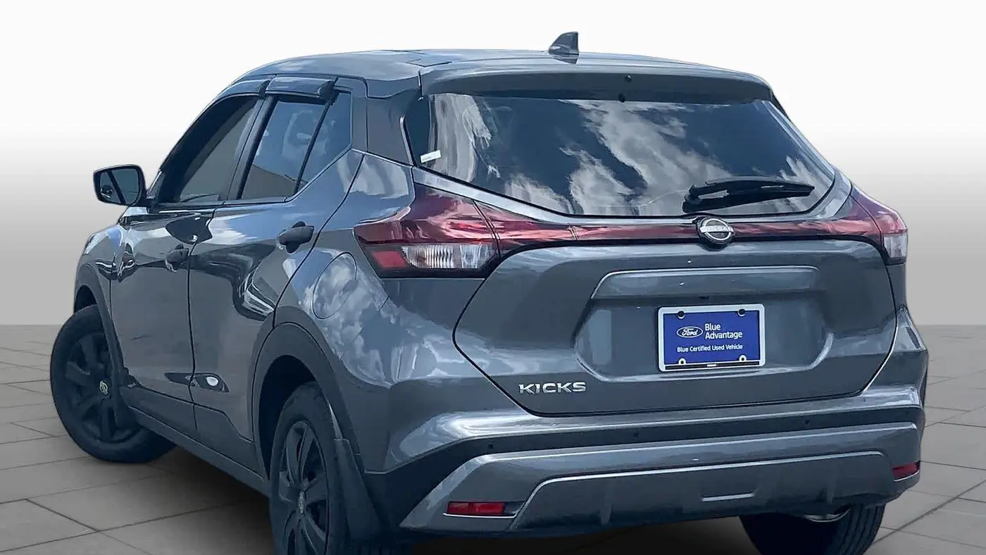 2024 Nissan Kicks S