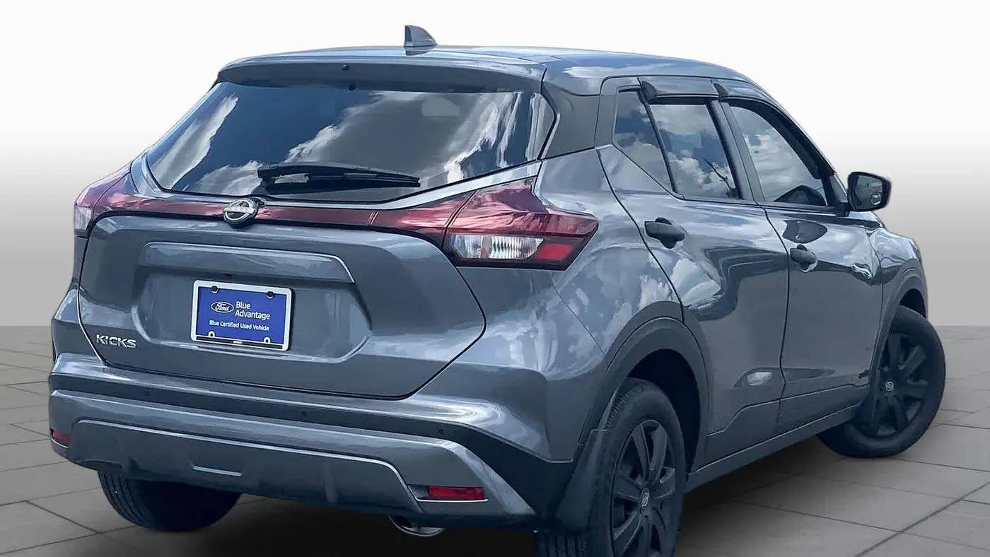 2024 Nissan Kicks S
