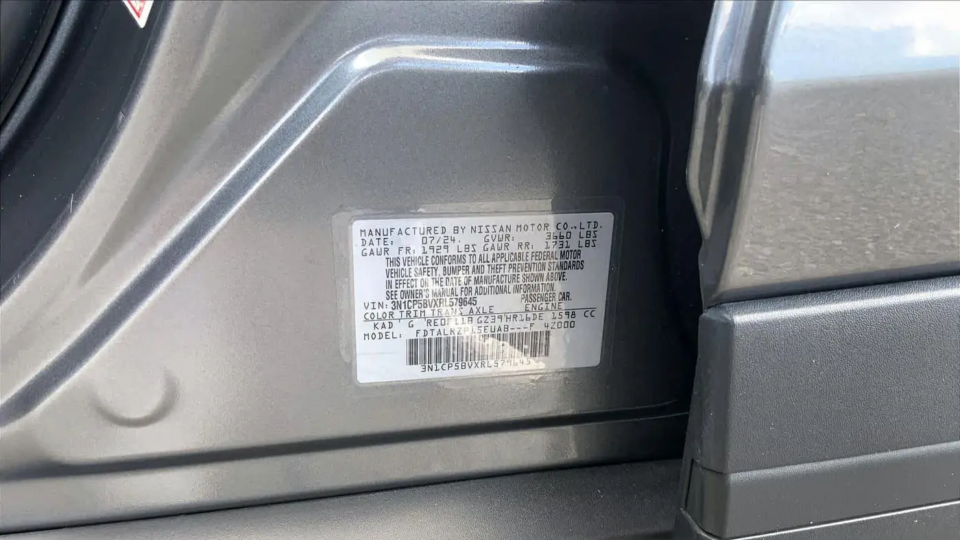 2024 Nissan Kicks S