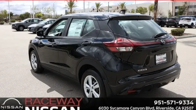 2025 Nissan Kicks Play S