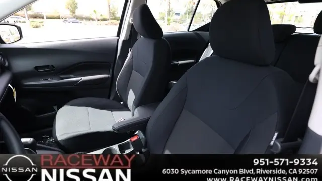 2025 Nissan Kicks Play S