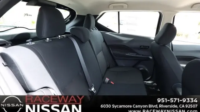 2025 Nissan Kicks Play S