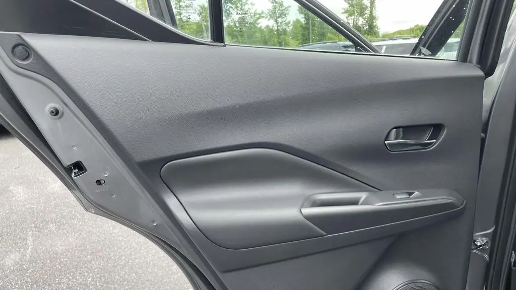 2018 Nissan Kicks S