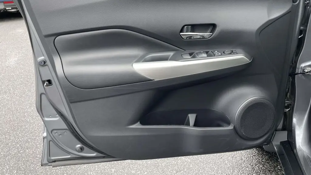 2018 Nissan Kicks S
