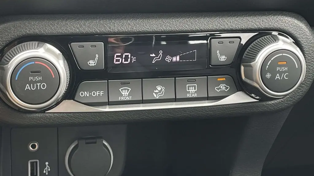 2018 Nissan Kicks S