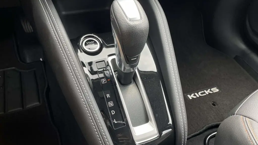 2018 Nissan Kicks S