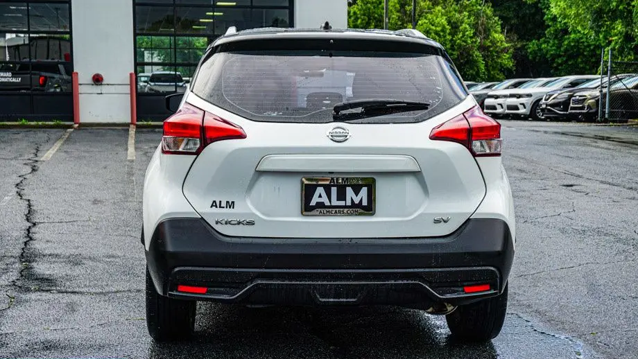 2018 Nissan Kicks S