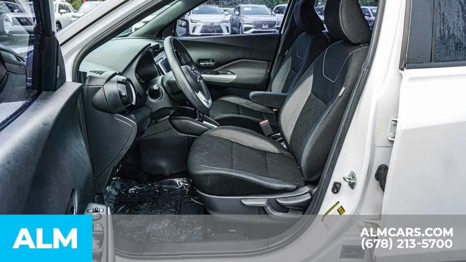 2018 Nissan Kicks S