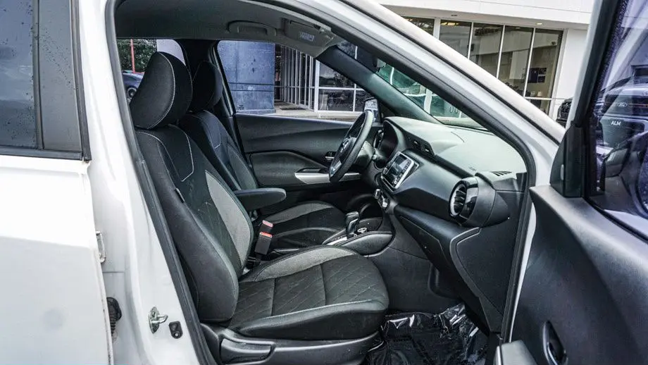 2018 Nissan Kicks S