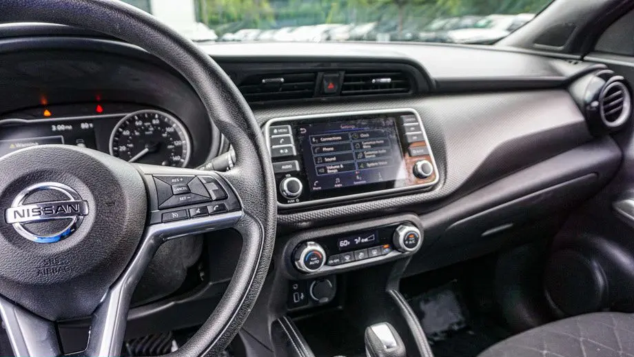 2018 Nissan Kicks S