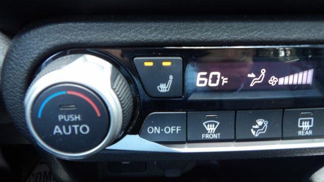 2019 Nissan Kicks S