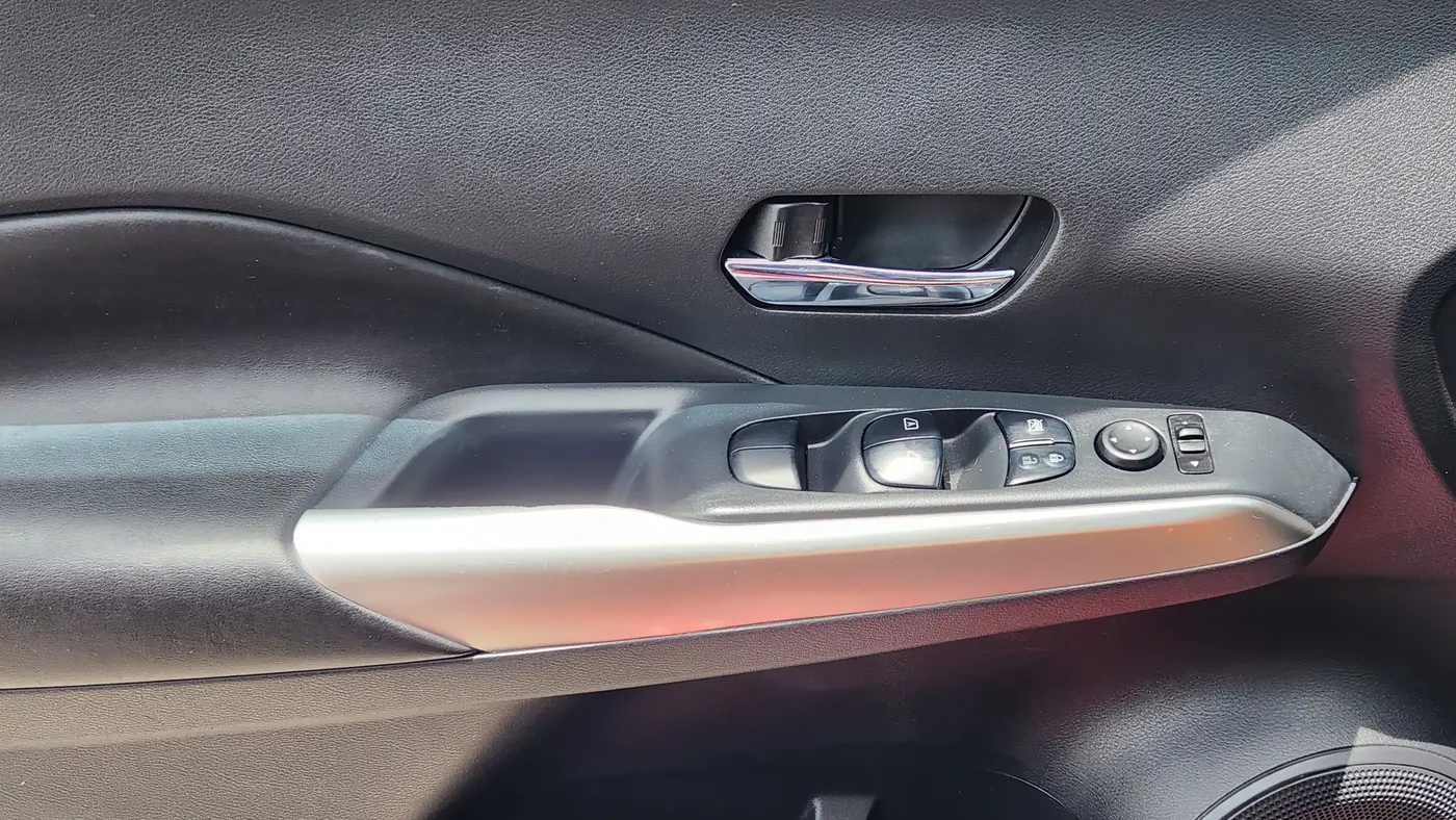 2018 Nissan Kicks S