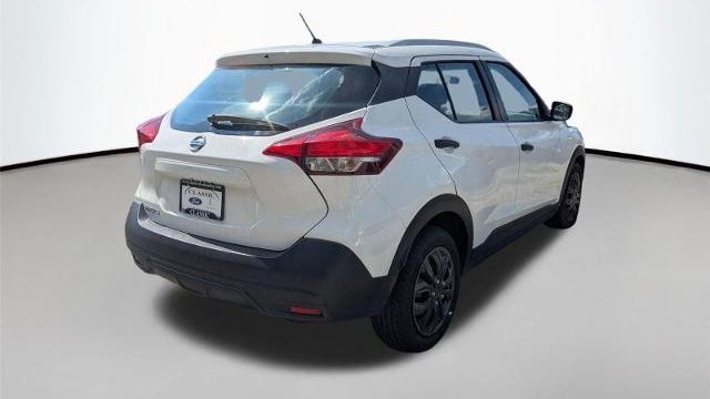 2019 Nissan Kicks S