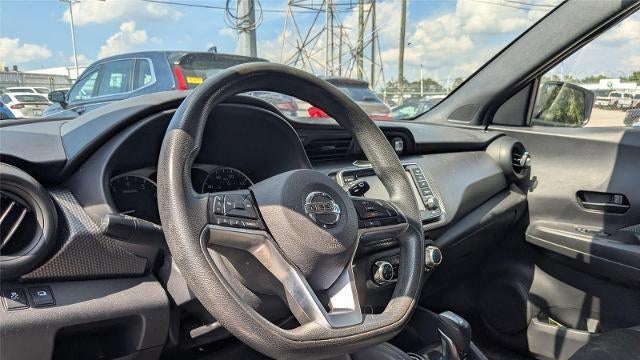 2019 Nissan Kicks S