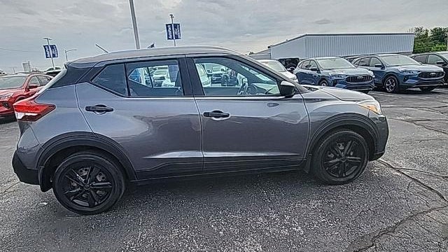 2019 Nissan Kicks S