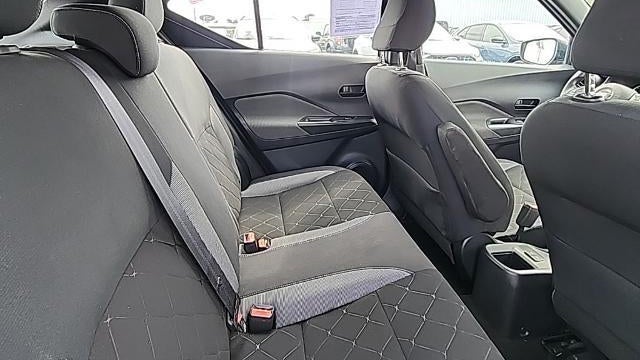 2019 Nissan Kicks S
