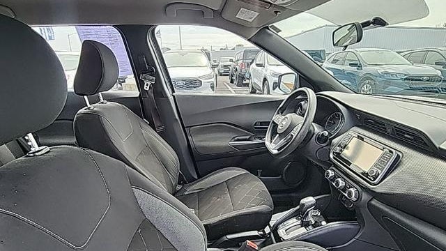 2019 Nissan Kicks S