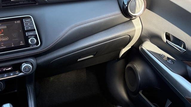 2019 Nissan Kicks S