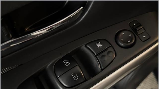 2018 Nissan Kicks S