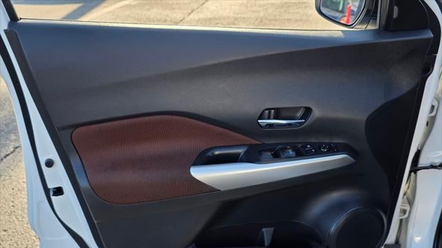 2018 Nissan Kicks SR
