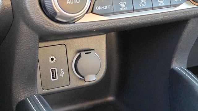 2018 Nissan Kicks SR