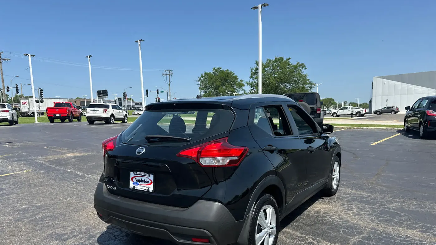 2018 Nissan Kicks S