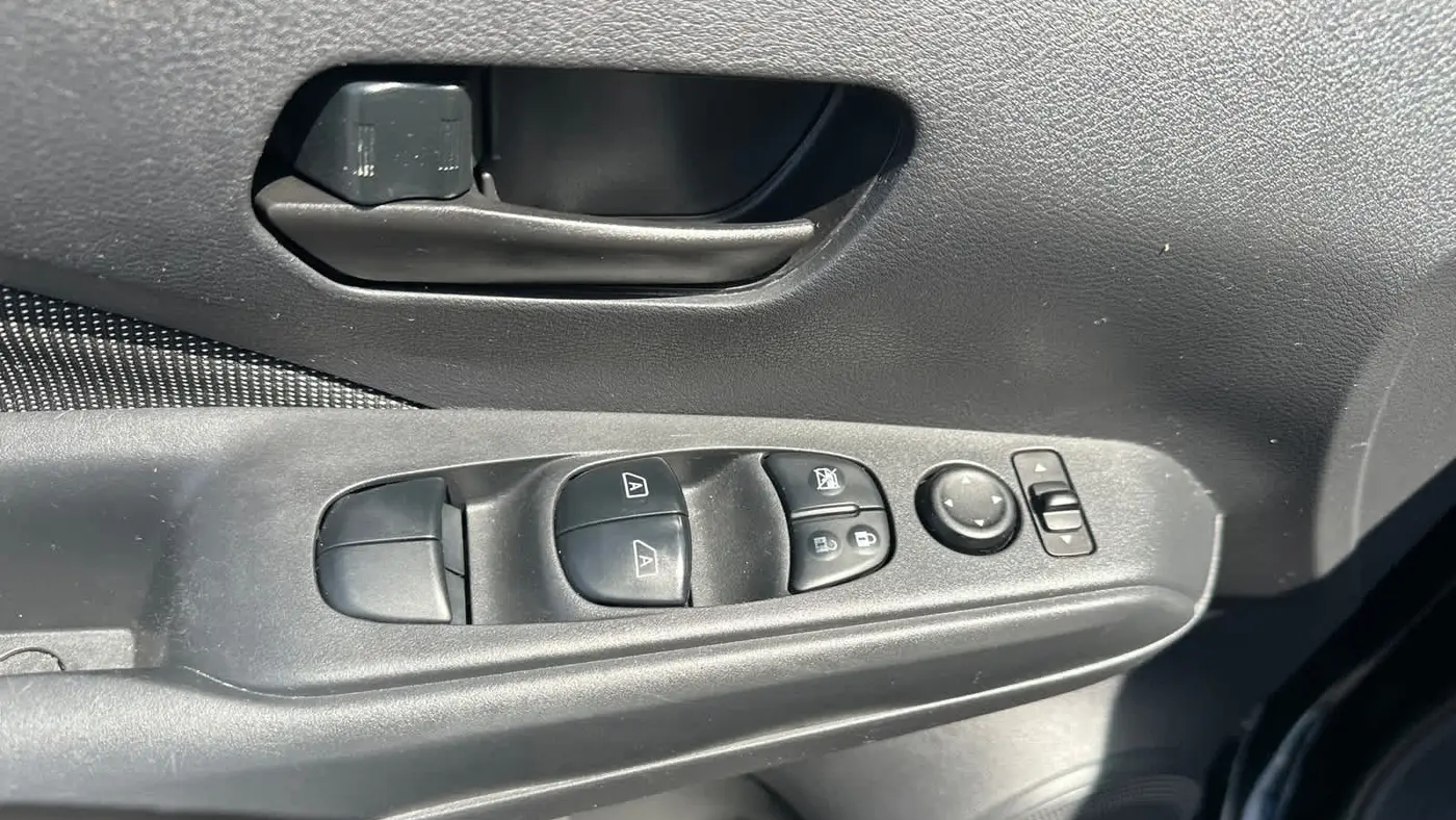 2018 Nissan Kicks S