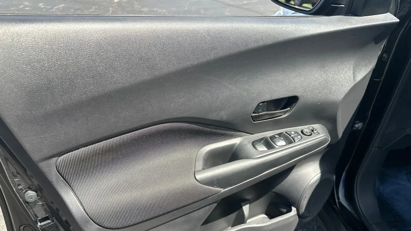 2018 Nissan Kicks S