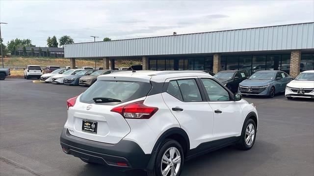 2019 Nissan Kicks S