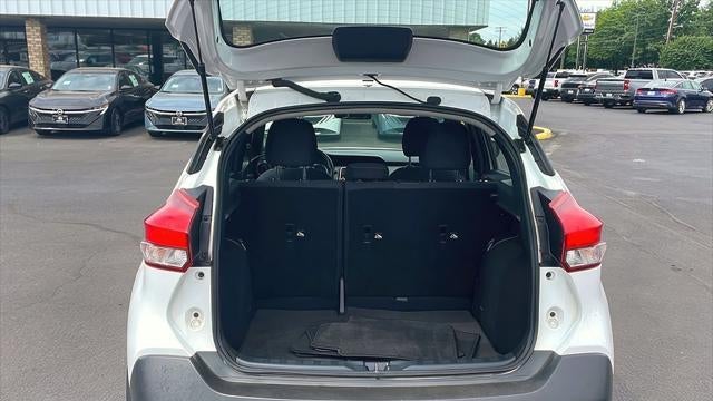 2019 Nissan Kicks S