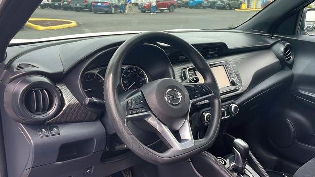 2019 Nissan Kicks S