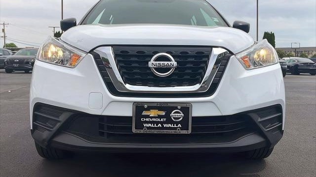 2019 Nissan Kicks S