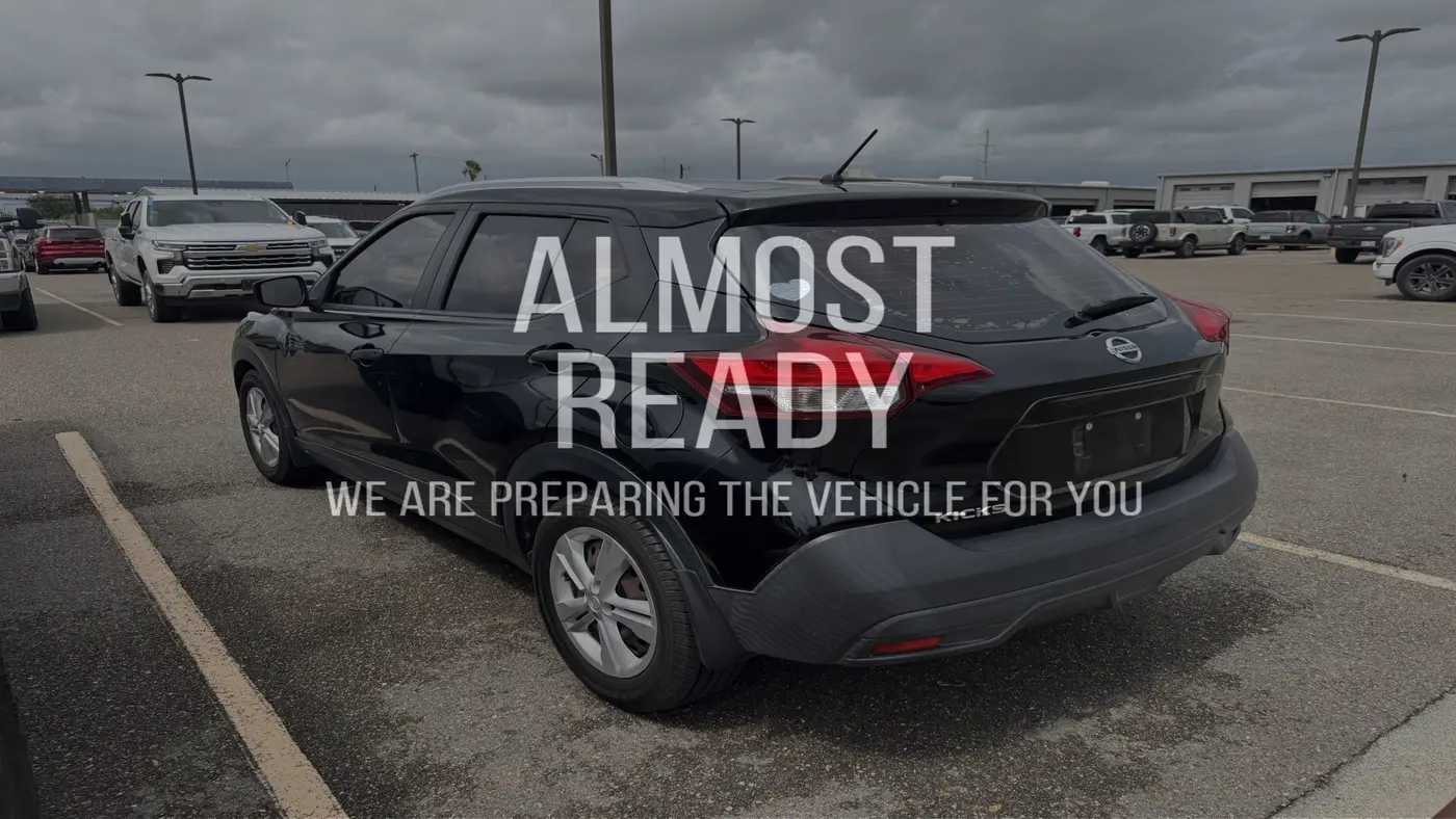 2019 Nissan Kicks S