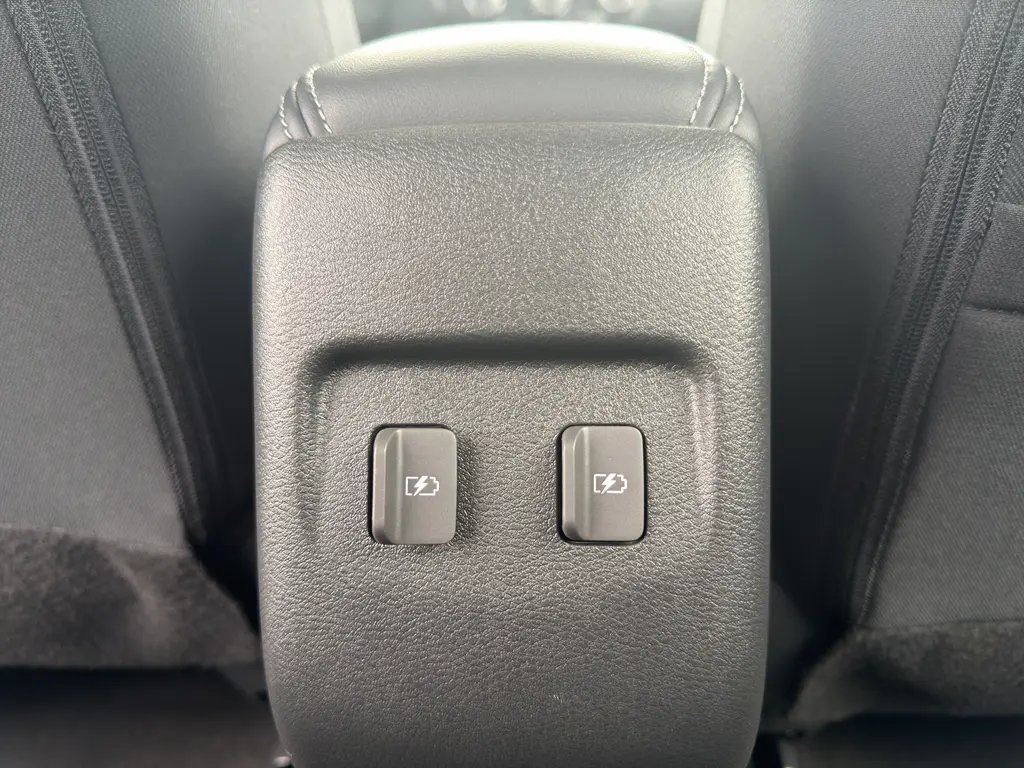 2023 Nissan Kicks - $19,995