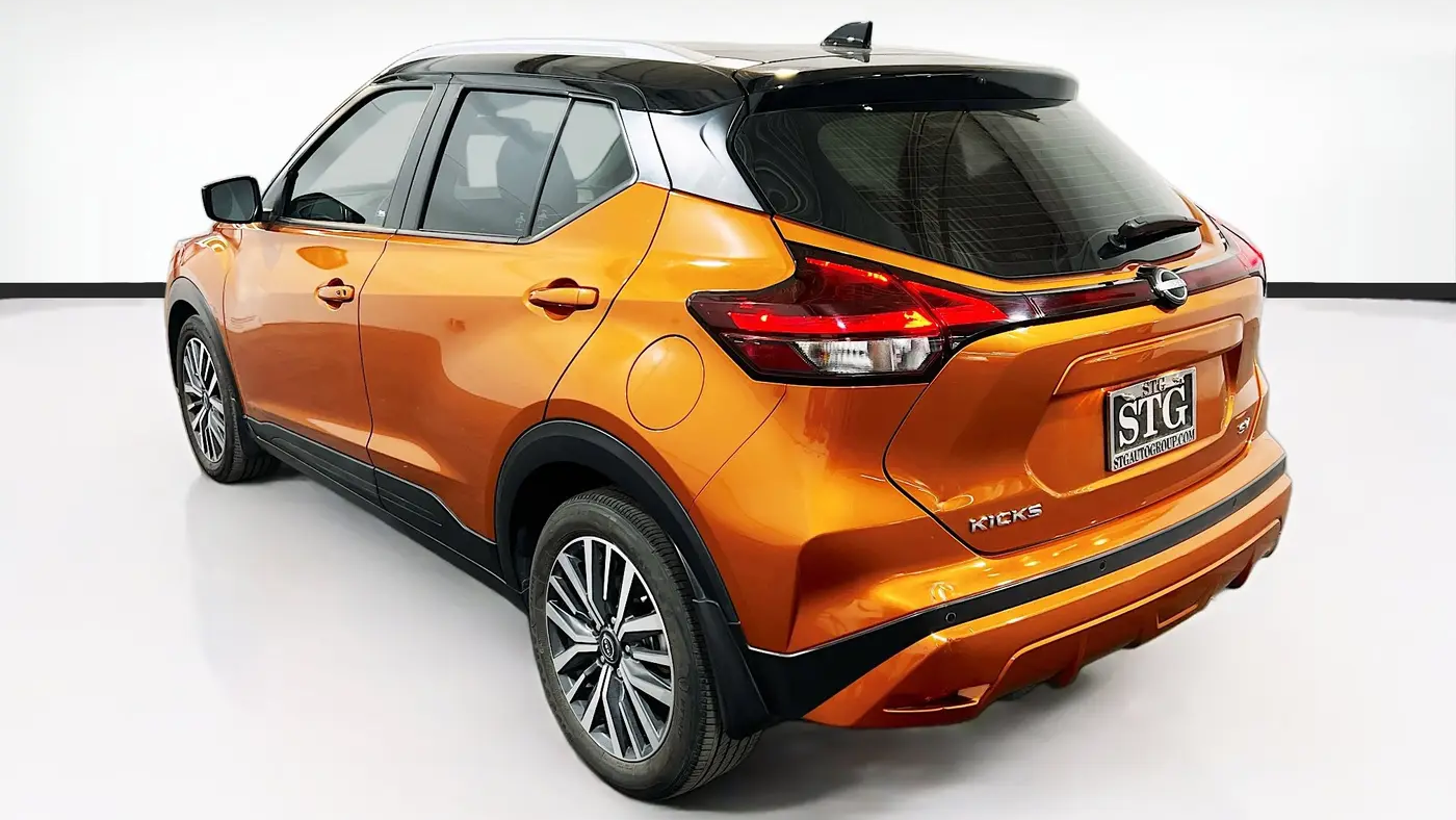 2023 Nissan Kicks SV