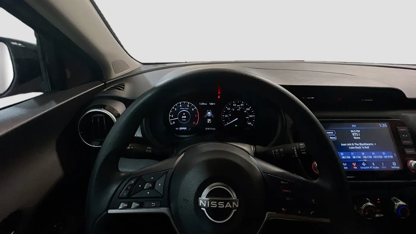 2023 Nissan Kicks SV