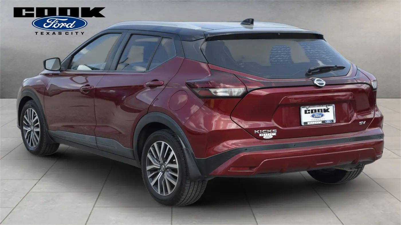 2021 Nissan Kicks SV