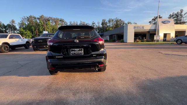 2022 Nissan Kicks SV