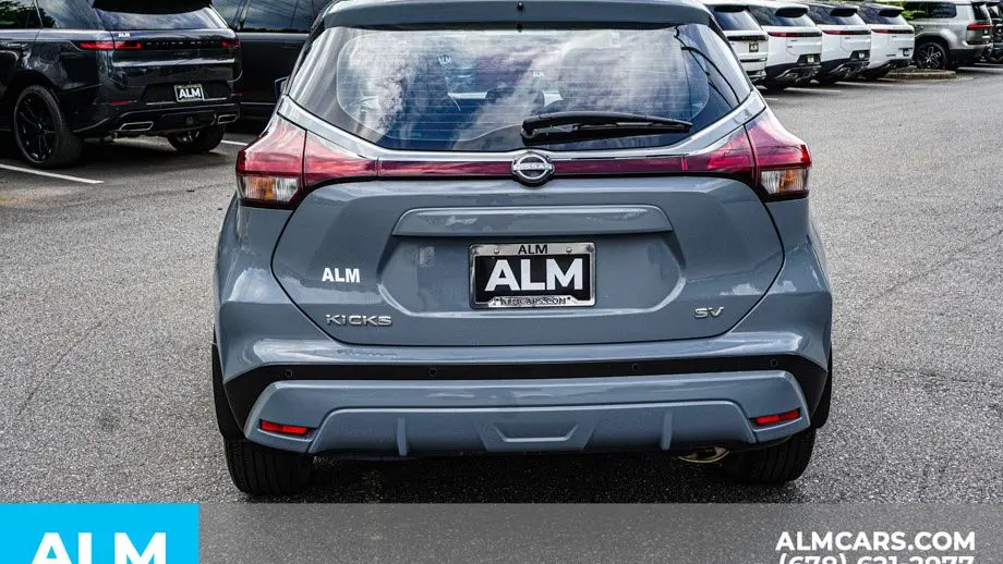 2023 Nissan Kicks SV