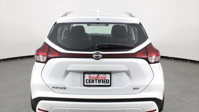 2023 Nissan Kicks SV