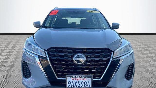 2022 Nissan Kicks SV